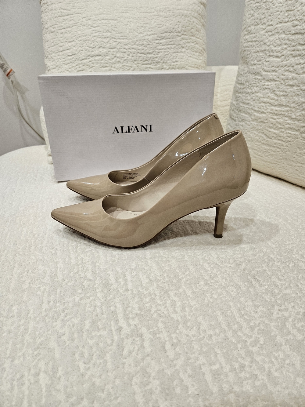 Alfani Women's Nude Patent Pointed-Toe Pumps - Picture 3 of 9